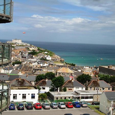 2Bed With Pool & Sea View Apartment Newquay  Exterior photo